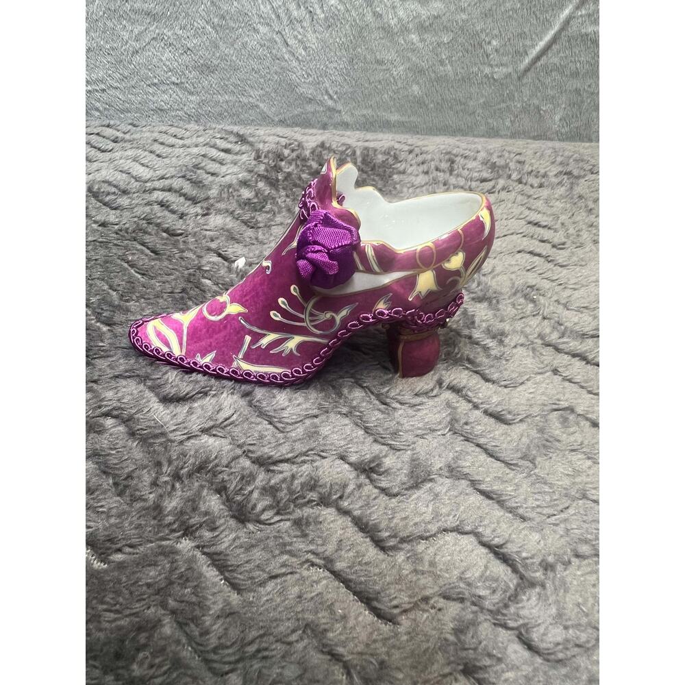 Limoges Purple Porcelainโ Shoe 7 Trinket Box Hand Painted France Limited Edition